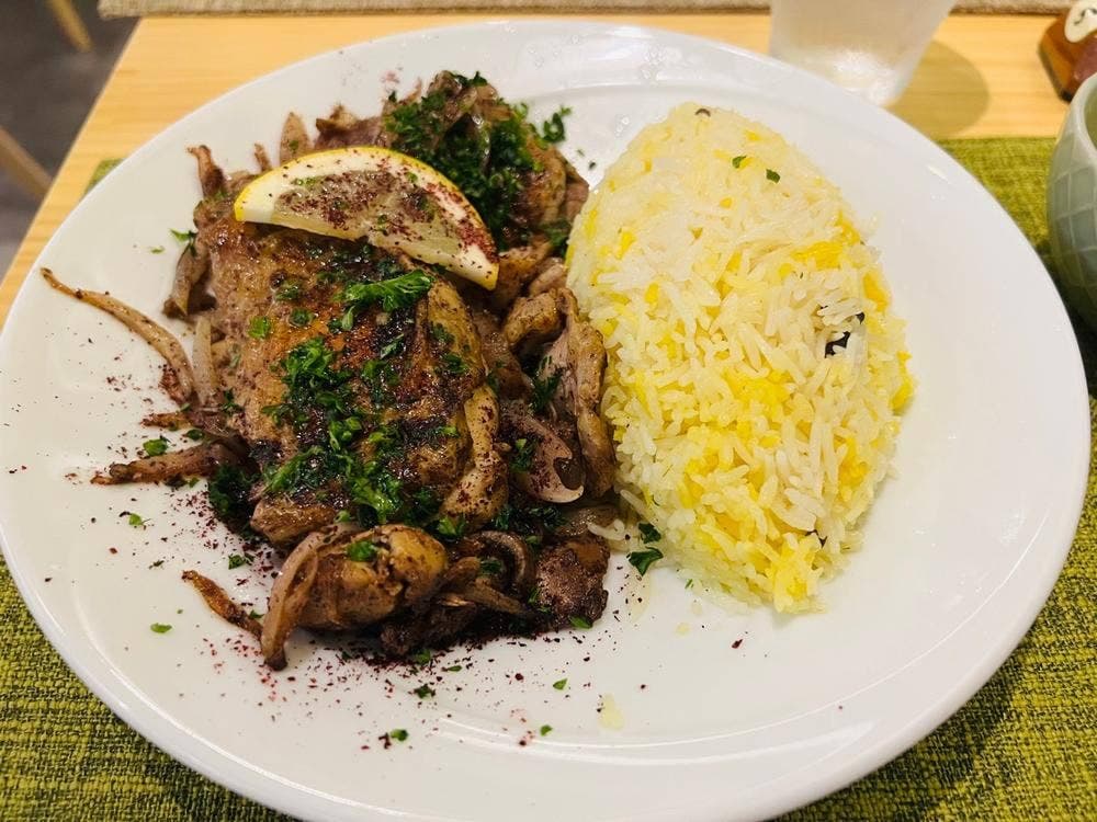 アラブ料理専門店 七つの丘~Seven Hills