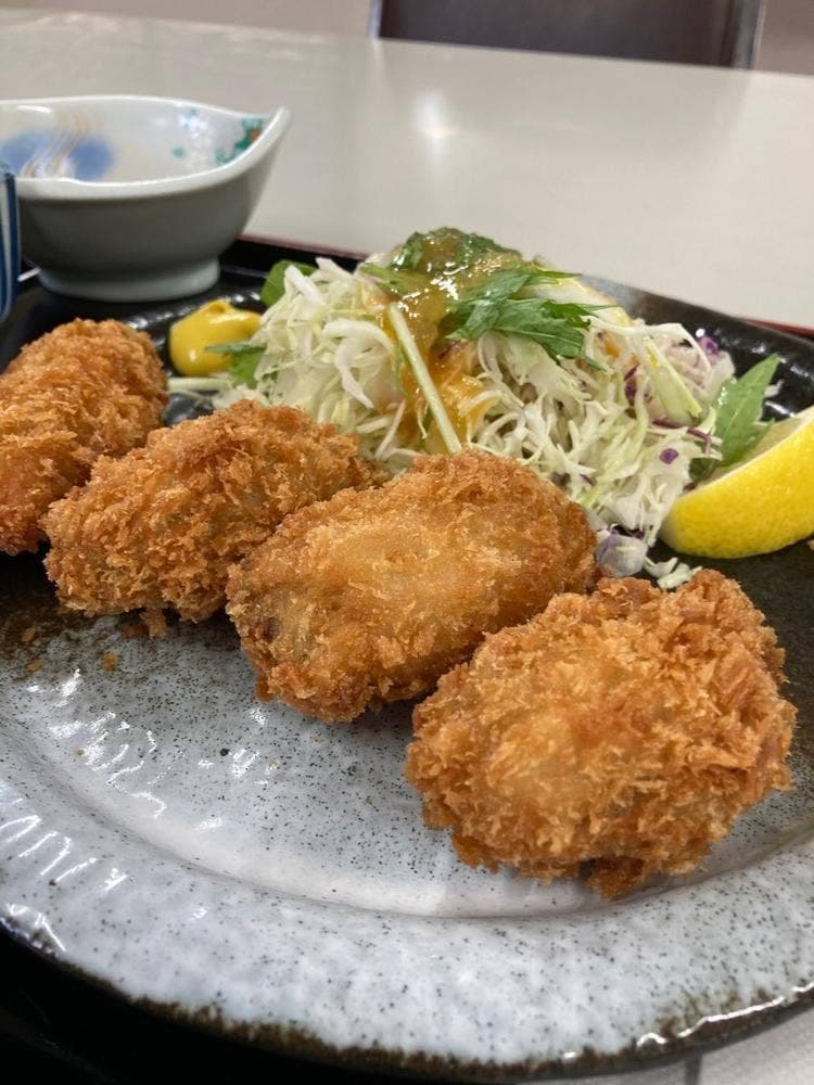 東京よみうりカントリークラブ レストラン