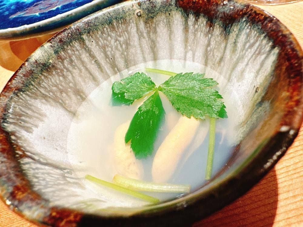 鮨 水天一碧