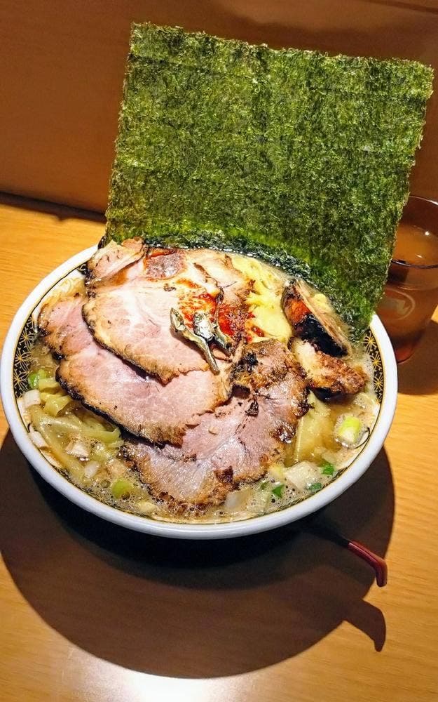 すごい煮干ラーメン凪 西新宿7丁目店