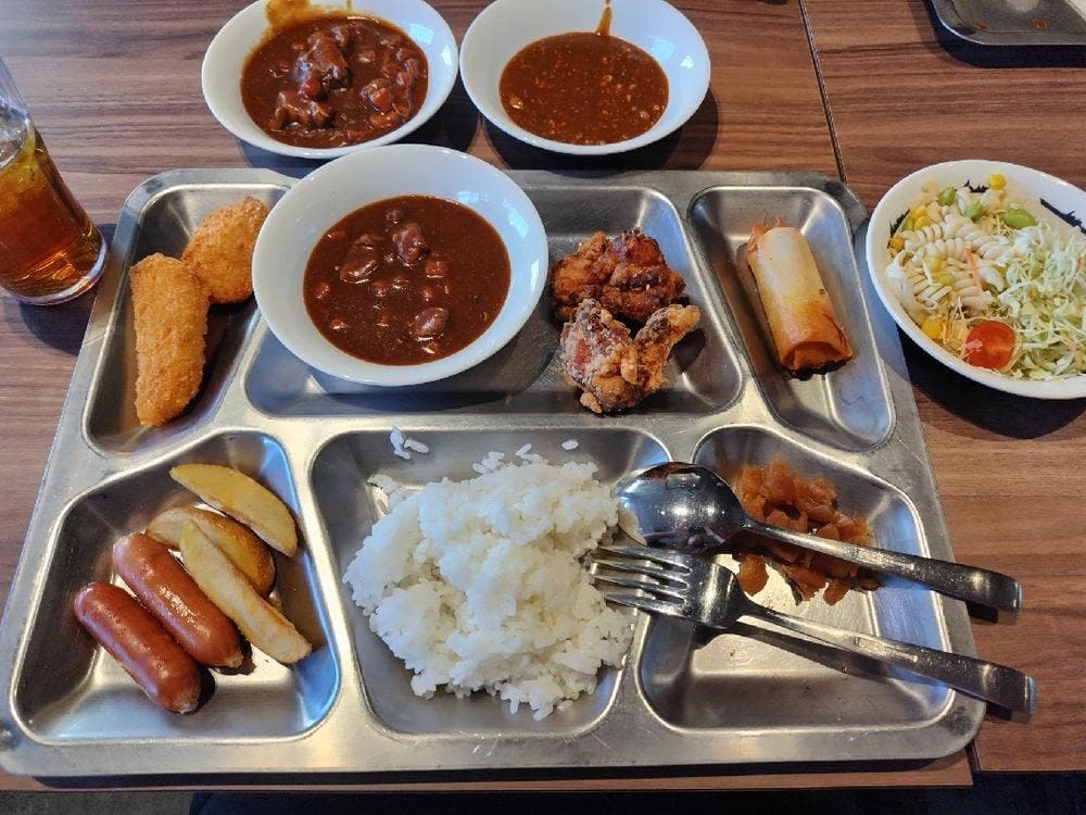 横須賀海軍カレー本舗 BAYSIDE KITCHEN ベイサイドキッチン