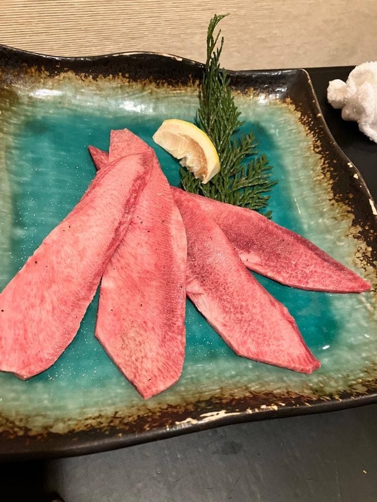 炭火焼肉 本牧亭