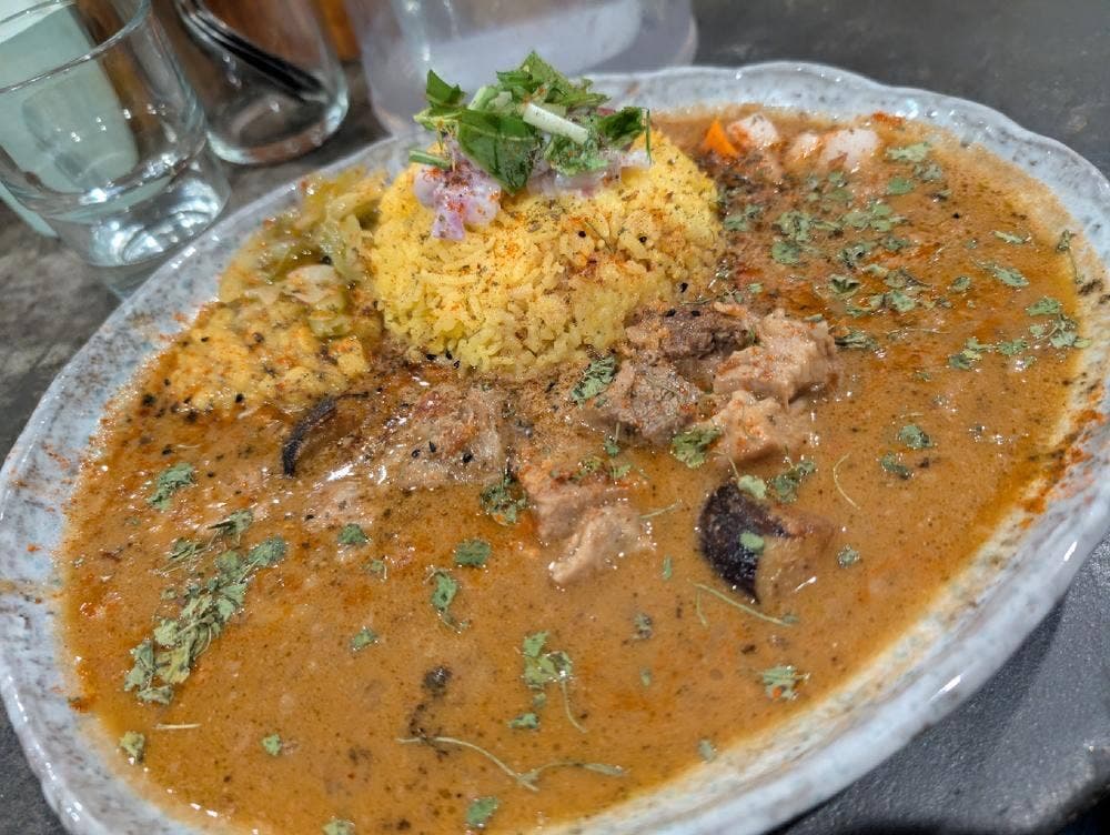 創作カレー ツキノワ