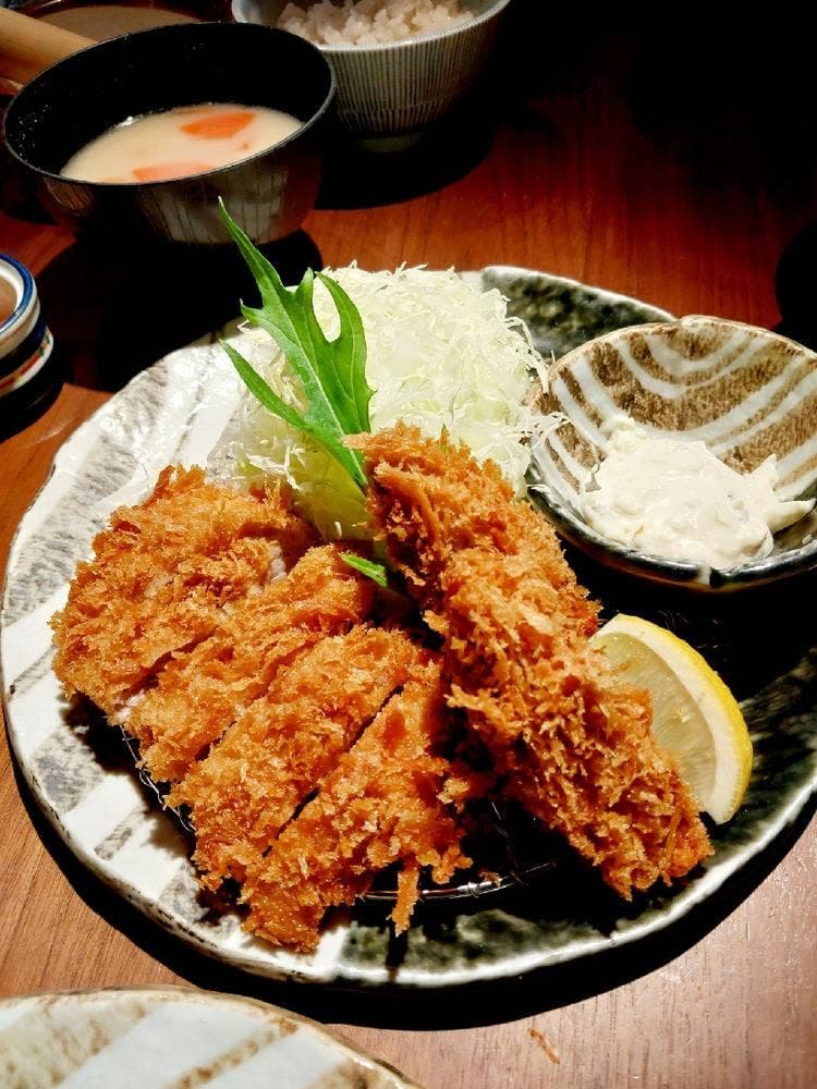 名代とんかつ かつくら 東急たまプラーザ店