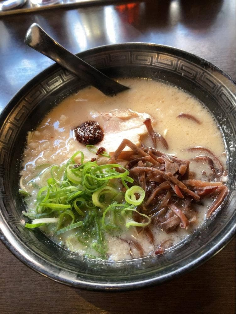 元祖博多 中洲屋台ラーメン 一竜 西新宿店