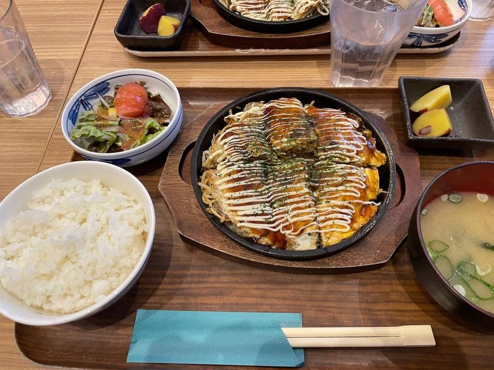 広島風お好み焼 鉄板焼き 花火 新御徒町店