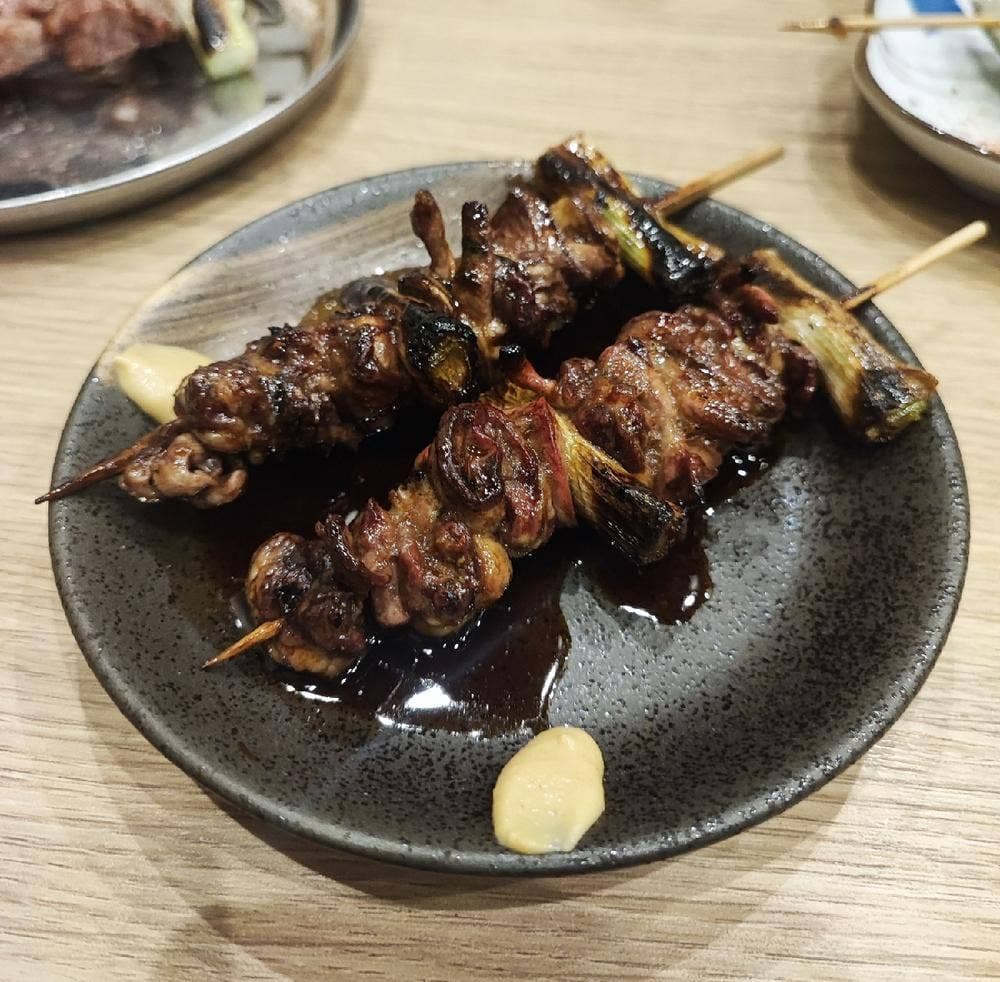 炭火 焼きとん 焼鳥 出陣 高円寺店