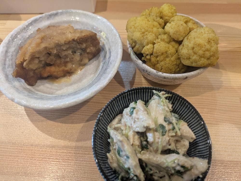 スタンド デコピン
