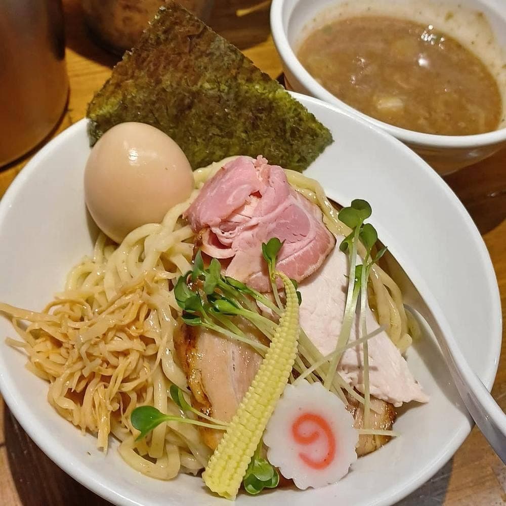 馳走麺 狸穴