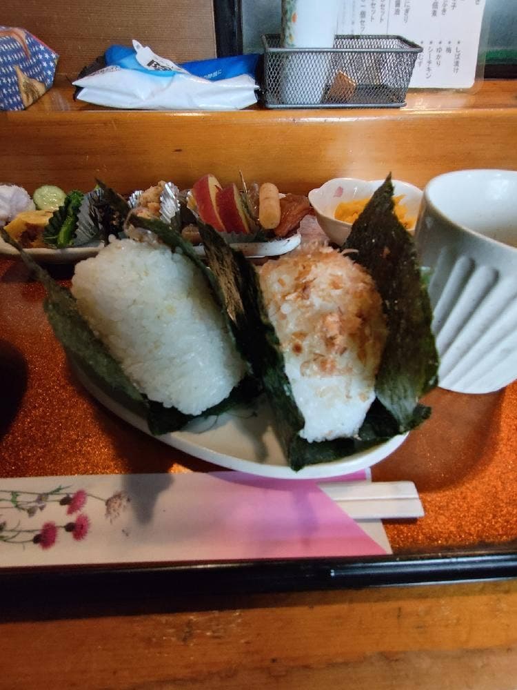 錦潟