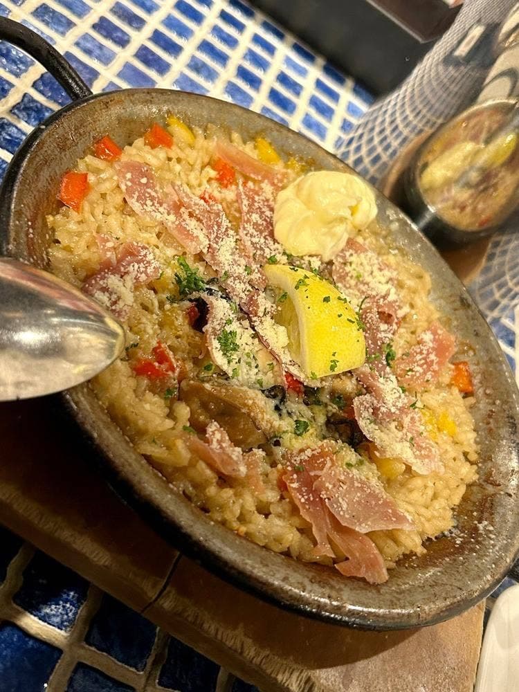 スペインバル ダイニング ルース