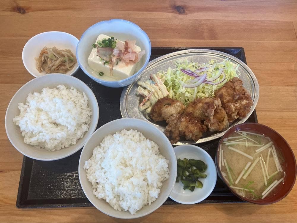かもいけ食堂