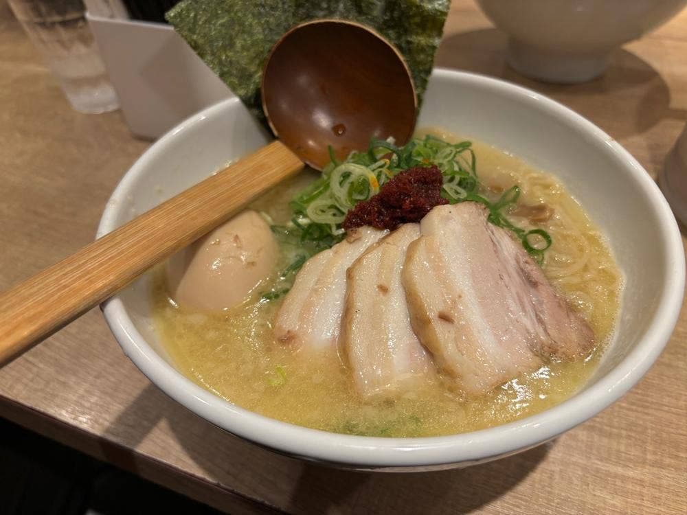 よってこや 新宿南口店