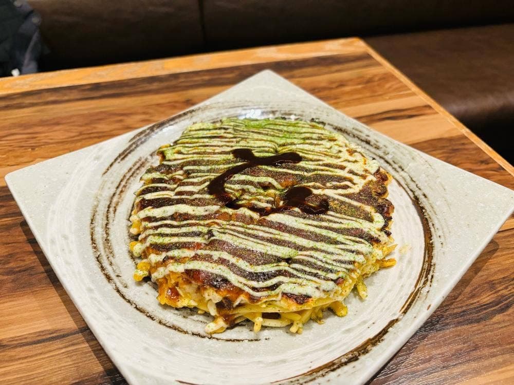 大阪お好み焼きともくん家 赤坂見附店