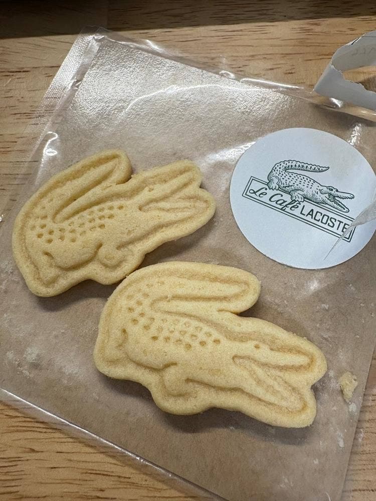 Le Café Lacoste