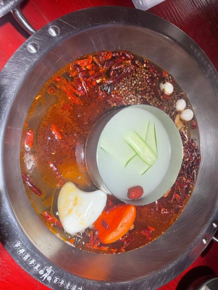 譚鴨血老火鍋 大阪日本橋店