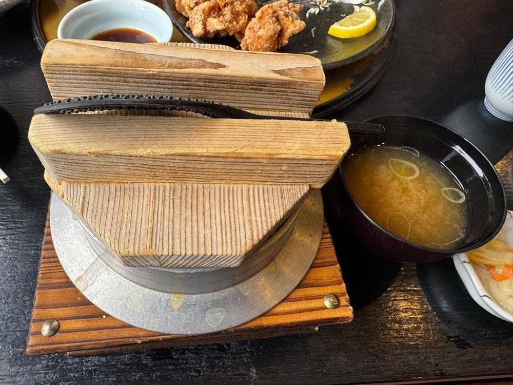 海鮮茶屋末廣
