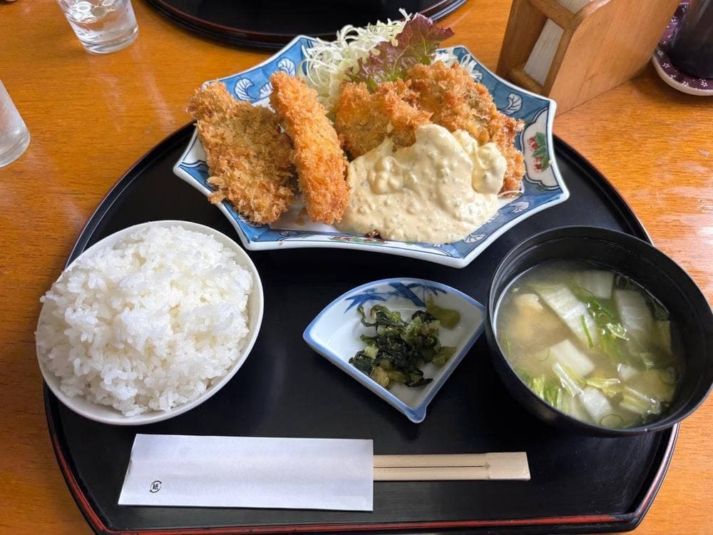 いなか家定食の店