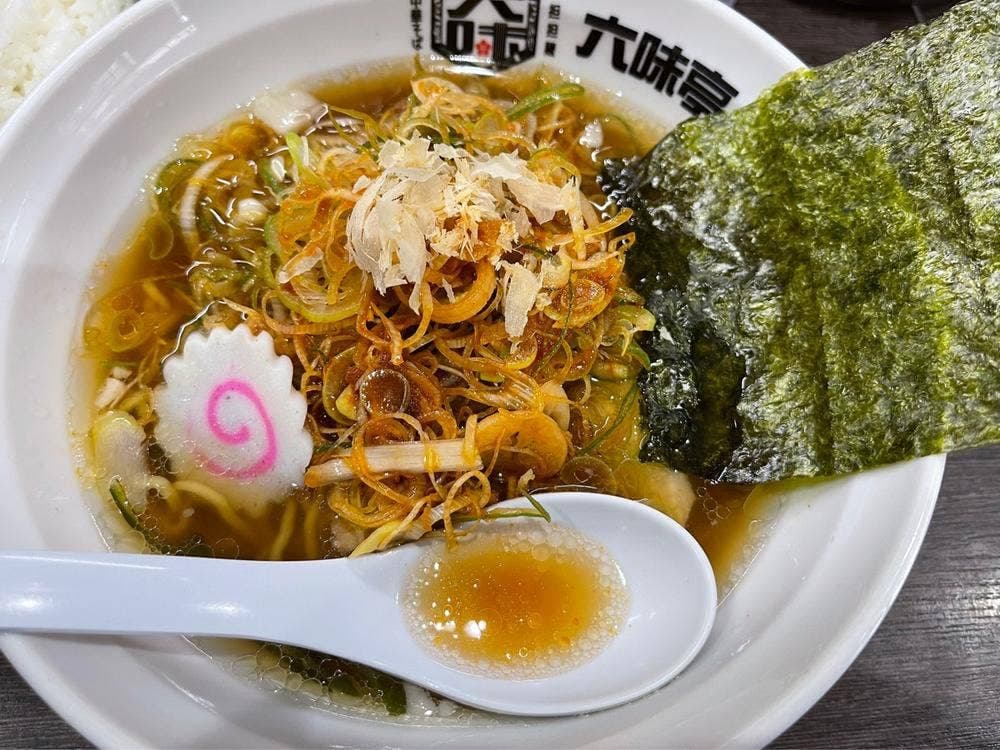 博多あご出汁中華そば 六味亭 志免師店