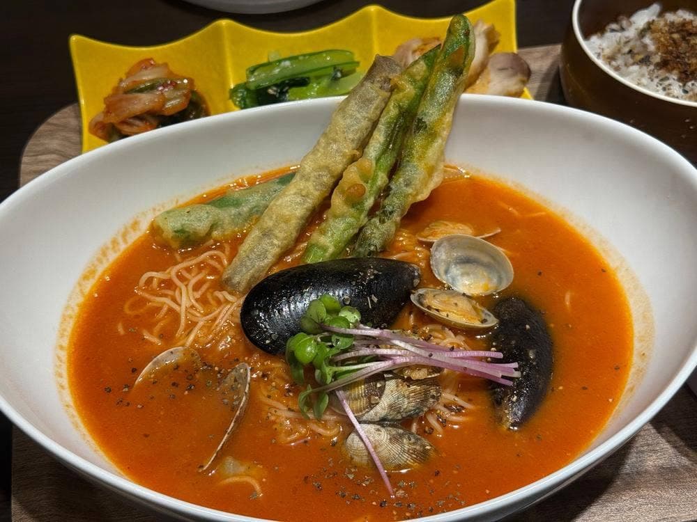 太陽のトマト麺 錦糸町本店