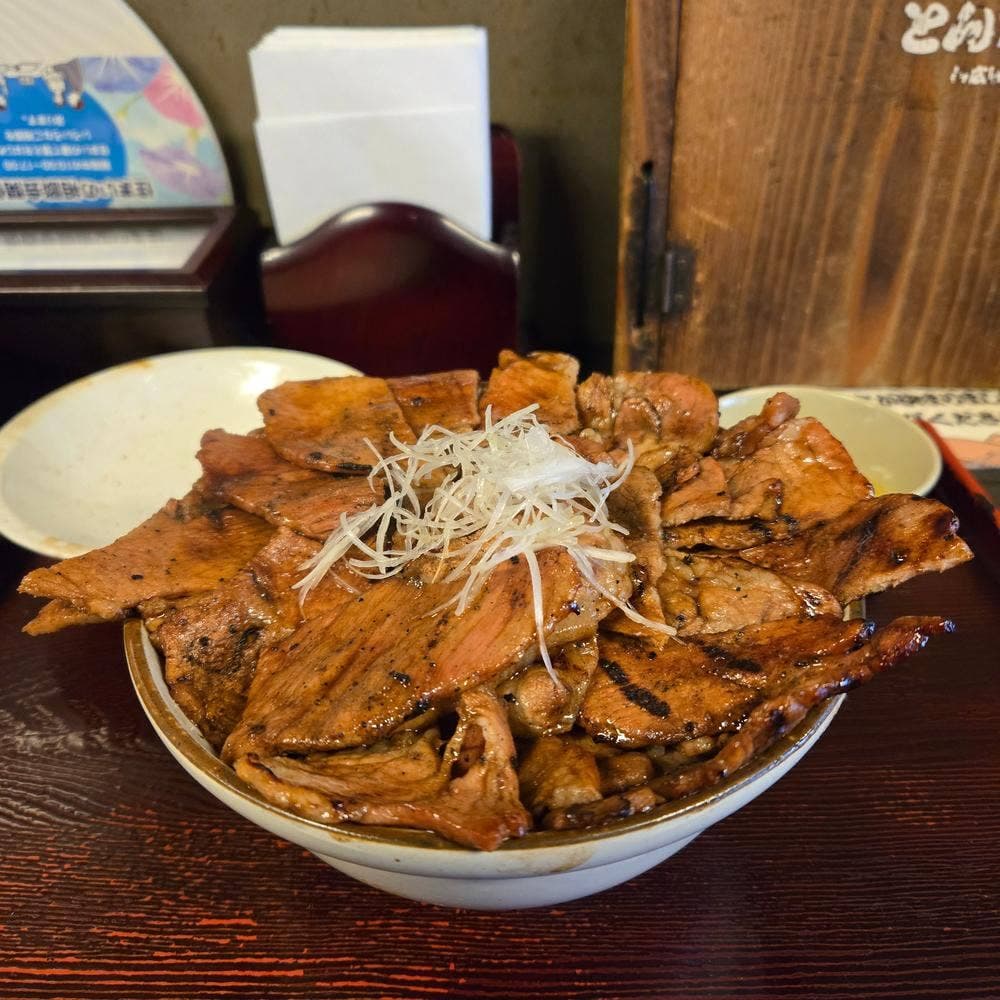 帯広豚丼 炭火焼 とんたん