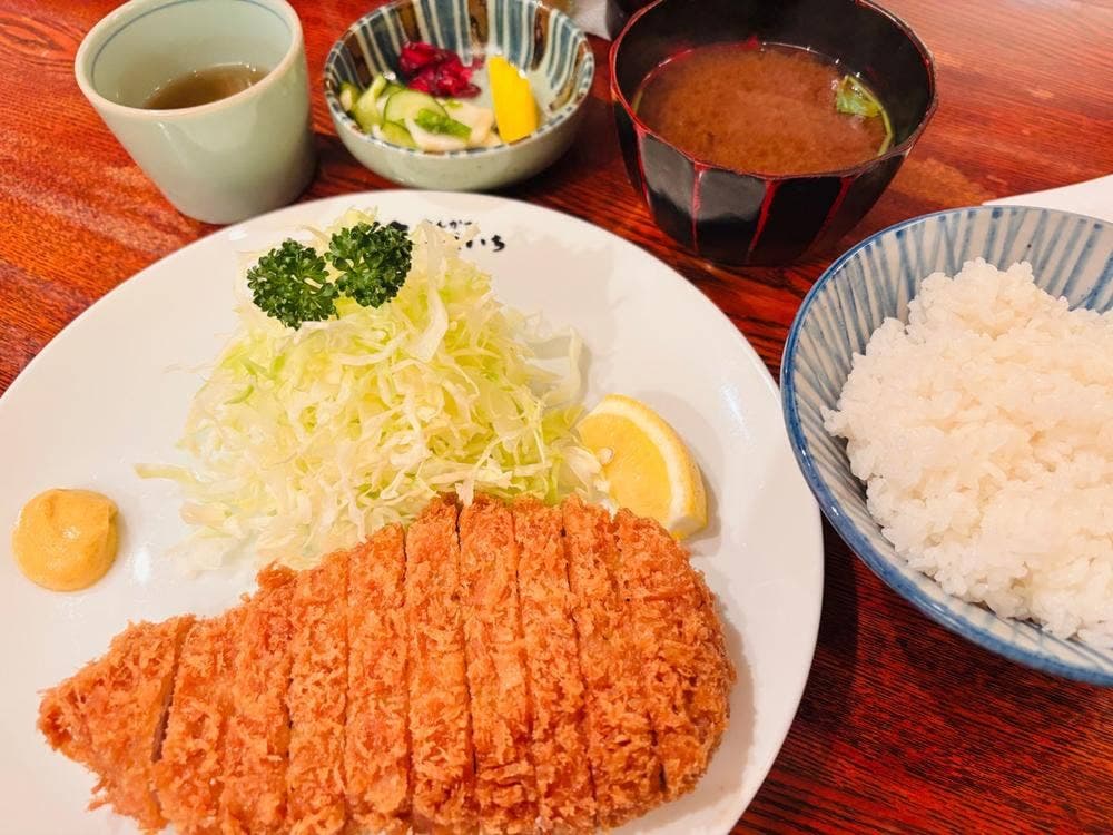 とんかつ やまいち