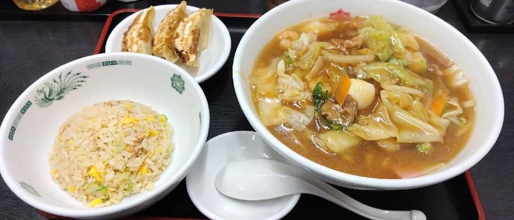 日高屋 神田南口店