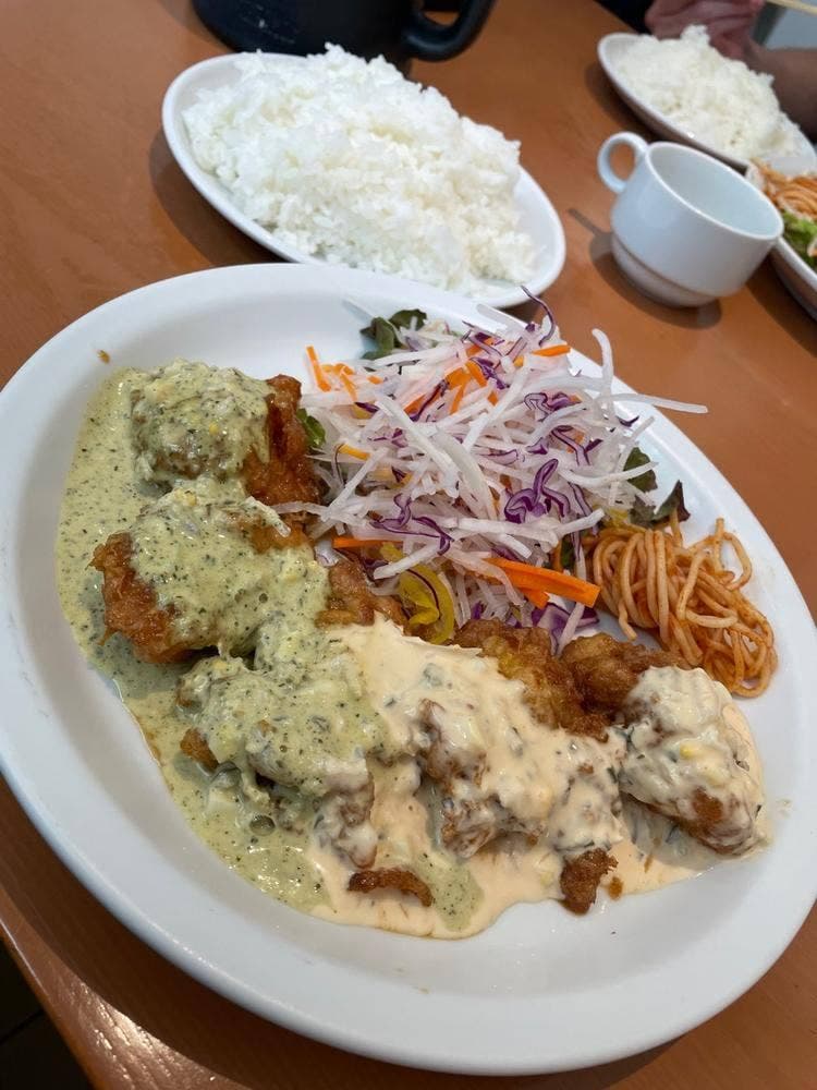 洋食レストラン クレイトンハウス 加納店