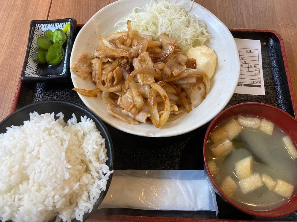 ぶたぼーる 新宿店