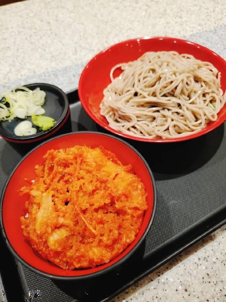 名代 富士そば 綾瀬店