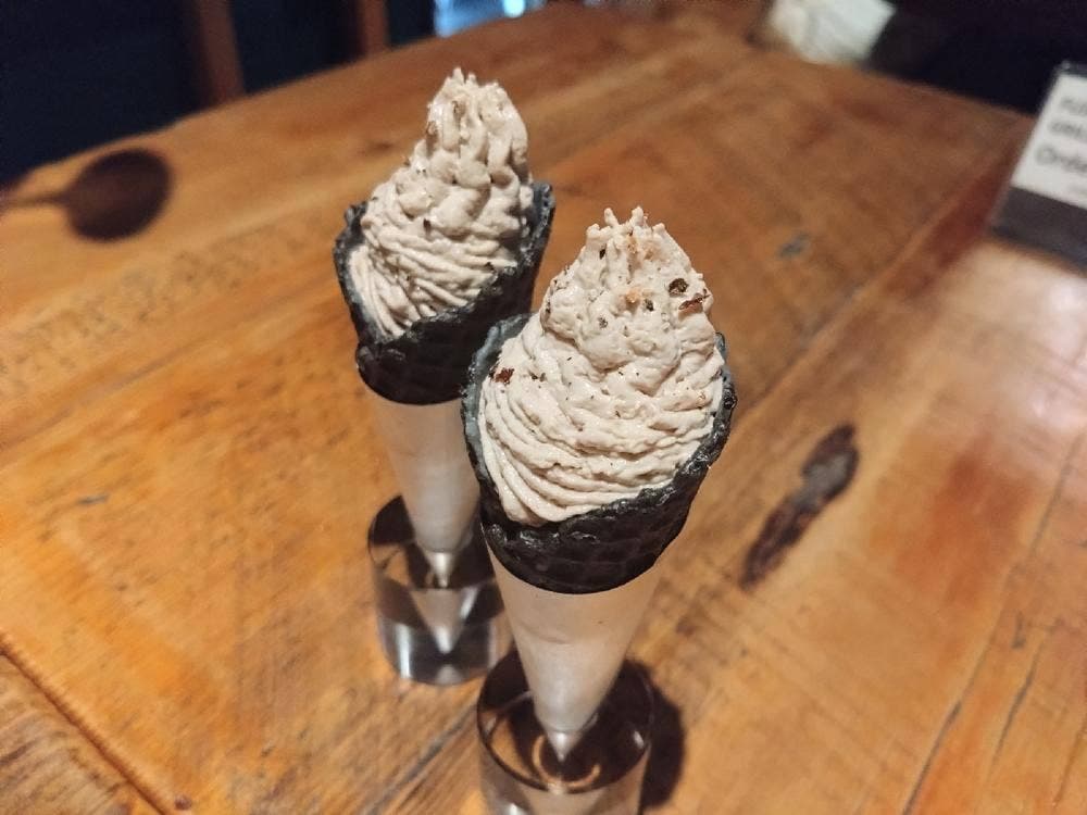 富士屋本店 グリルバー