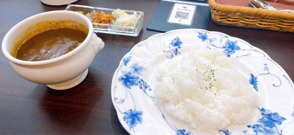 喫茶トリコロール 阪急三番街店