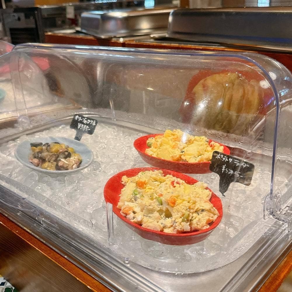 Bar&Tapas Celona CIAL横浜