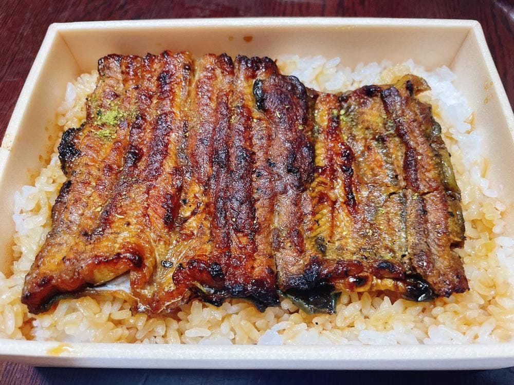 川魚料理 魚庄 本店