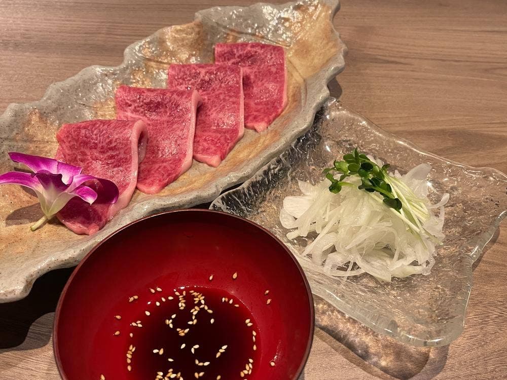 黒毛和牛・生ホルモン まうん 新深江本店