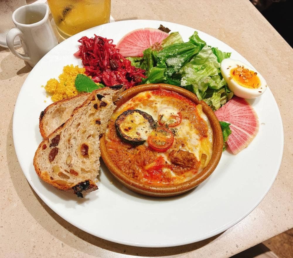 カフェ&ブックス ビブリオテーク 東京・有楽町