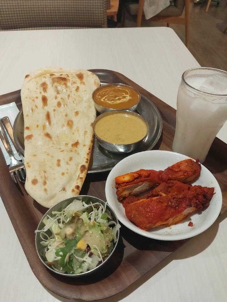 エスニック料理 プルニマ