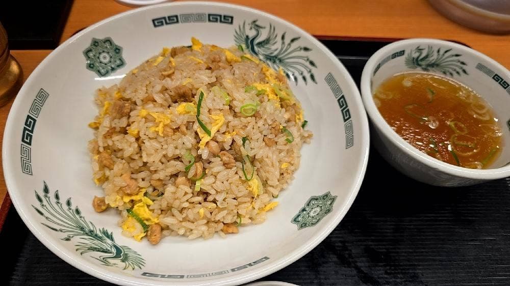 日高屋 新宿中央店