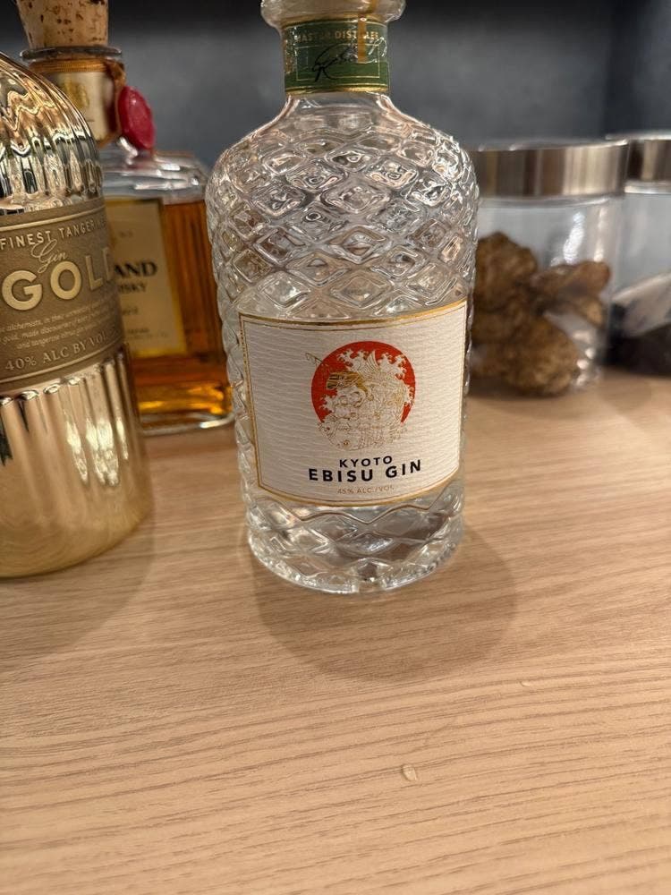 お酒の美術館 BiVi二条店