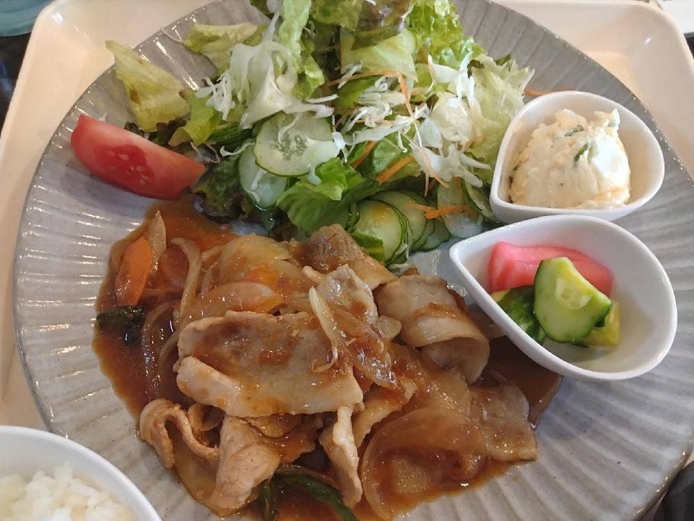 まるこう食堂