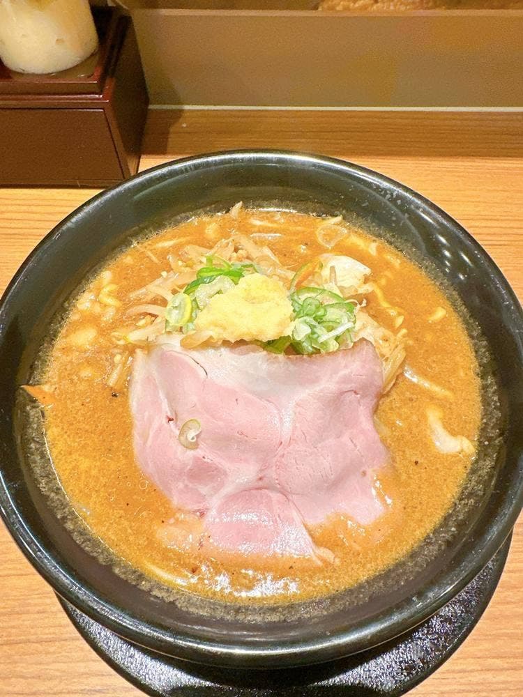 極み味噌らーめん 味噌の頂