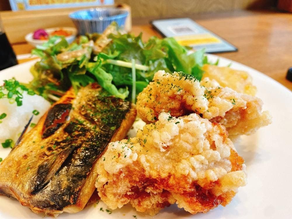 いっかく食堂 六本松店