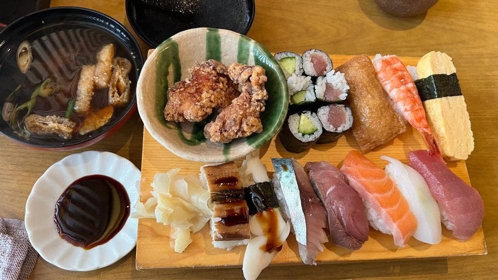 ぎふ初寿司 金華橋店