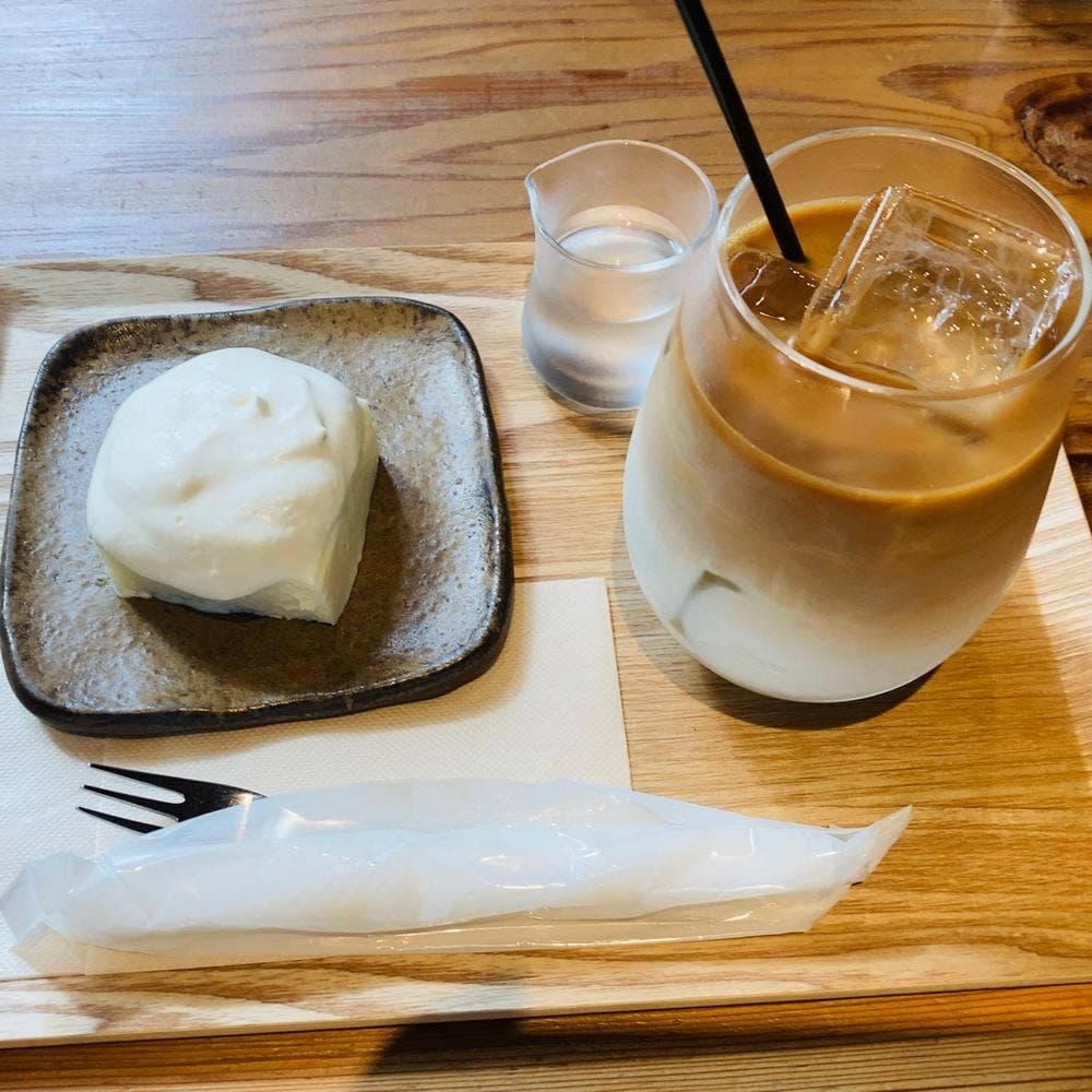 三ツ豆珈琲 苦楽園本店