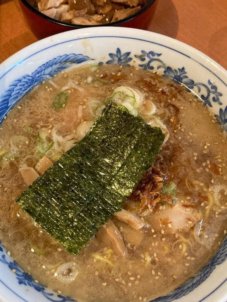 駅前 海栄らーめん