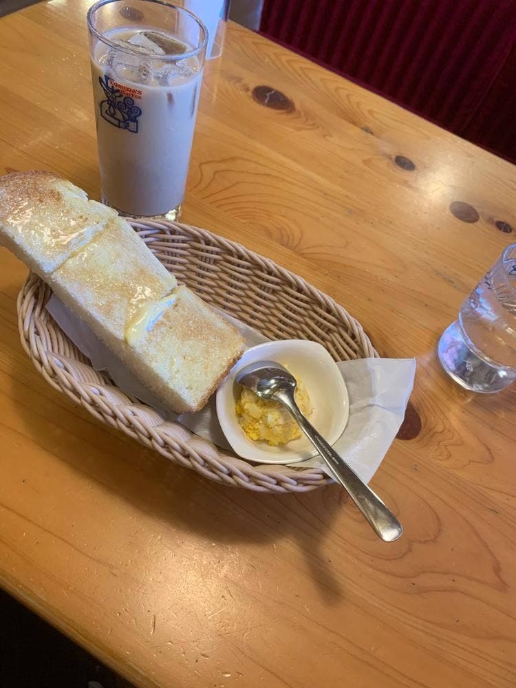 コメダ珈琲店 唐木田店