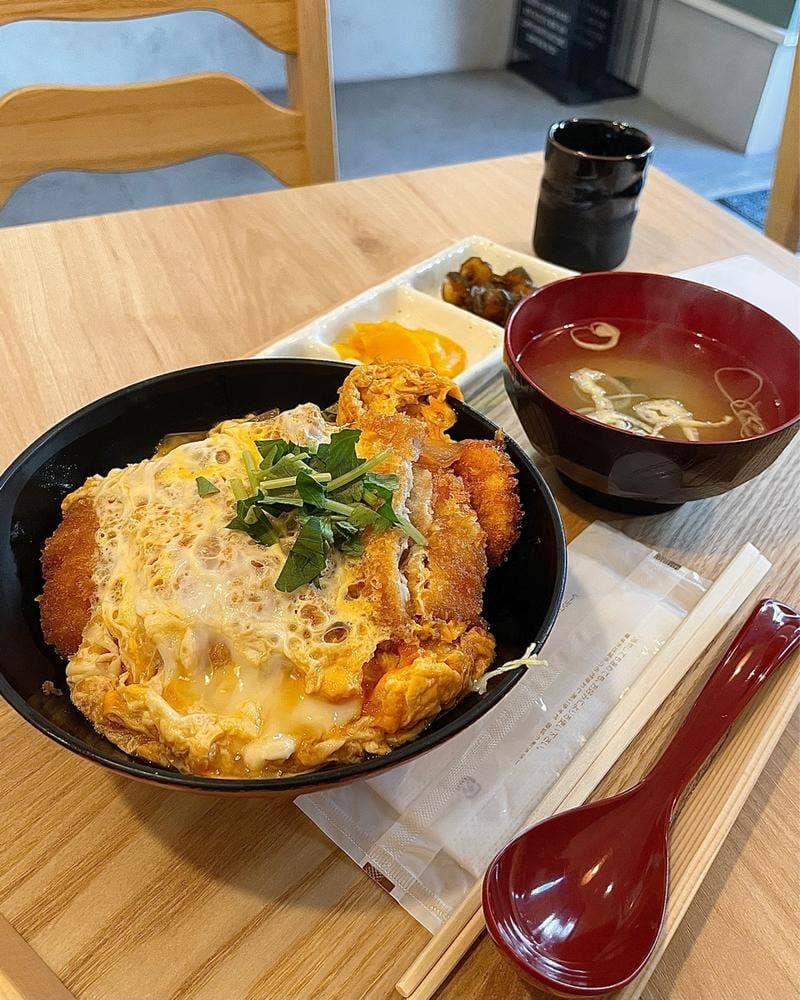 とんかつ串揚げ 鎌倉みよし