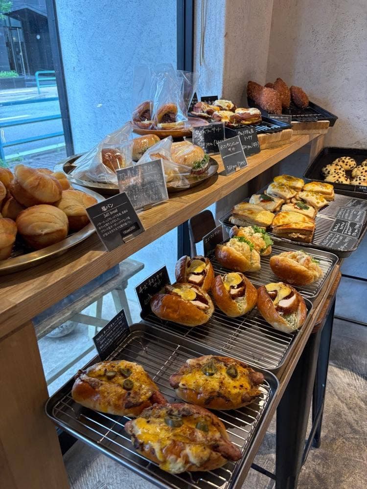 AKARI BAKERY