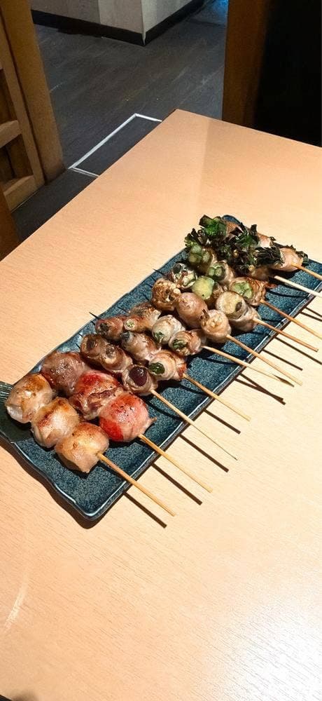 博多野菜巻きと旨い焼き鳥 完全個室居酒屋 串燈 赤坂店