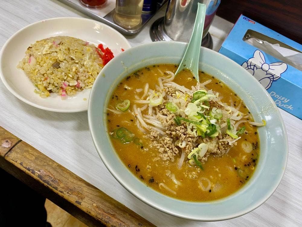 千代田しらかばラーメン